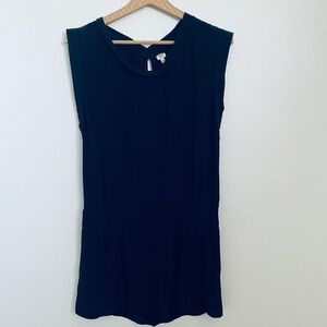 Wilfred Elegant Black Sleeveless Top 100%Silk Pockets in front